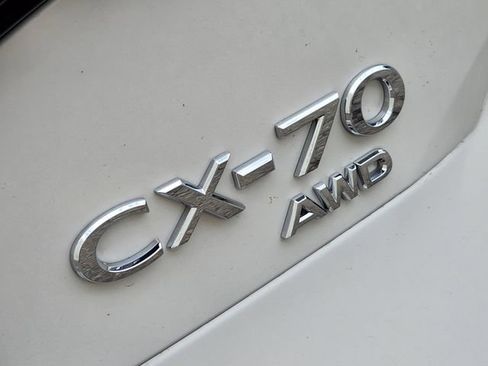 Certified 2025 MAZDA CX-70 Plug-In Hybrid w/ Premium Pkg AWD/4WD image 18