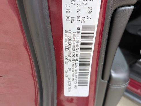 Used 2018 Jeep Grand Cherokee Laredo RWD image 36