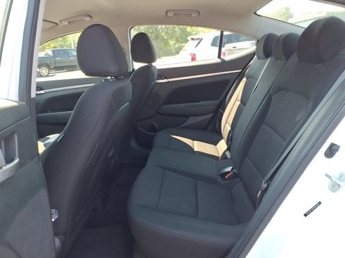 Used 2019 Hyundai Elantra SEL w/ Cargo Package FWD image 3