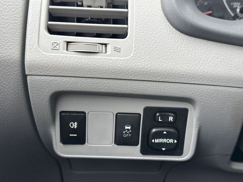 Used 2010 Toyota Corolla LE image 27