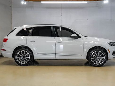 Used 2017 Audi Q7 3.0T Premium Plus image 10