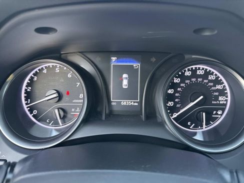 Used 2022 Toyota Camry SE image 37