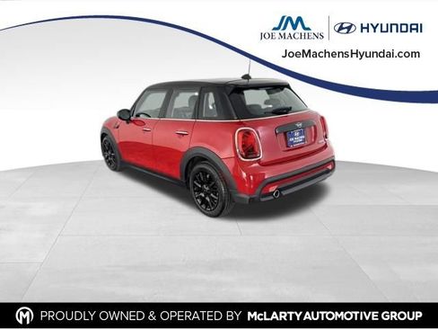 Used 2023 MINI Cooper 4-Door Hardtop FWD image 8