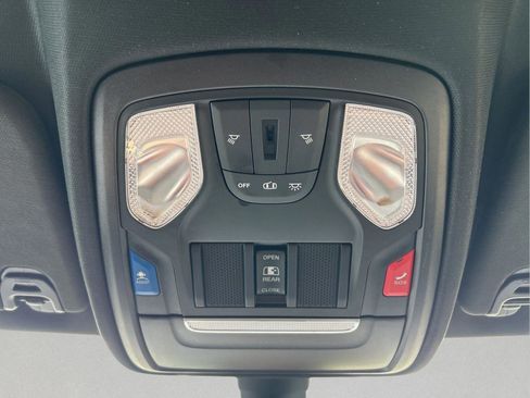 Used 2022 RAM 1500 Big Horn image 33