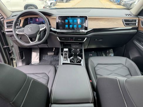 New 2026 Volkswagen Atlas SE AWD/4WD image 28