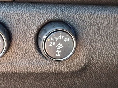 Used 2022 Chevrolet Colorado ZR2 AWD/4WD image 25