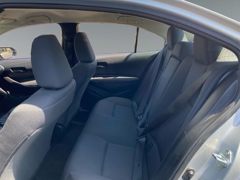 Used 2025 Toyota Corolla LE FWD image 13