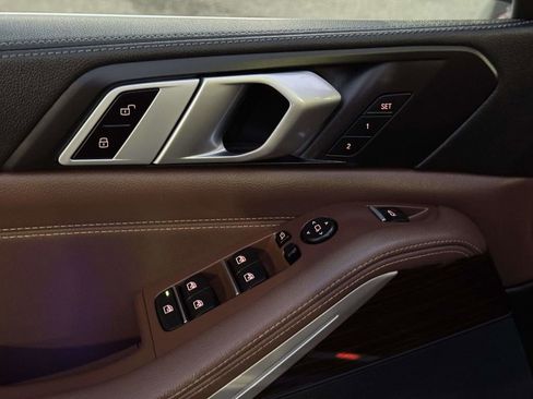 Used 2020 BMW X5 xDrive40i w/ Premium Package image 17