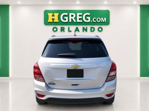 Used 2020 Chevrolet Trax LS w/ Tint and Cruise Package FWD image 8
