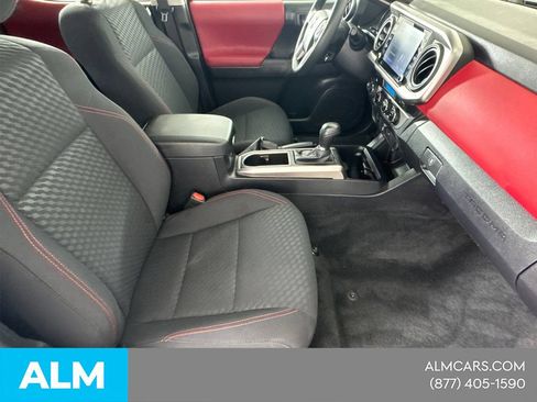Used 2023 Toyota Tacoma SR5 AWD/4WD image 16