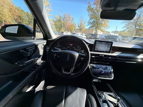 Used 2022 Lincoln Corsair Reserve w/ Equipment Group 201A image 7