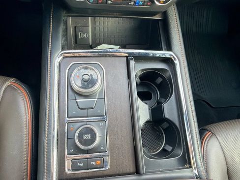 Used 2020 Ford Expedition King Ranch AWD/4WD image 12