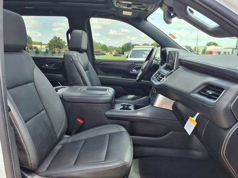 Used 2024 Chevrolet Tahoe LT AWD/4WD image 25