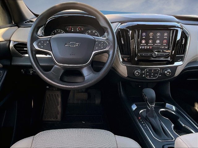 Certified 2023 Chevrolet Traverse LS w/ Midnight/Sport Edition FWD image 10