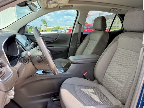Used 2020 Chevrolet Equinox LT FWD image 11