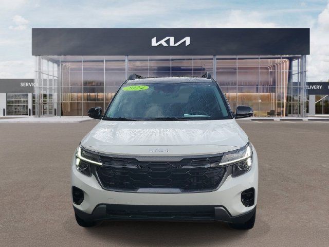 Certified 2024 Kia Seltos X-Line AWD/4WD image 2
