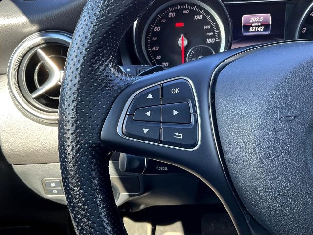 Used 2019 Mercedes-Benz GLA 250 4MATIC image 13
