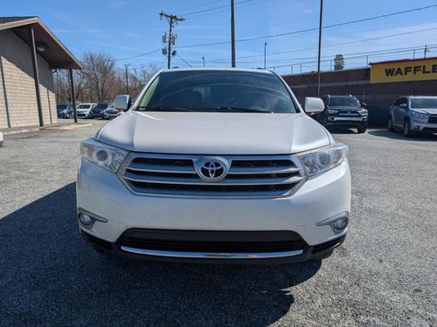 Used 2013 Toyota Highlander Limited image 2