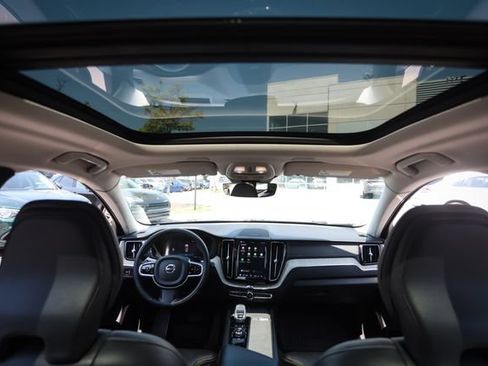 Used 2022 Volvo XC60 B5 Inscription w/ Advanced Package AWD/4WD image 52