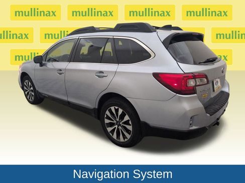 Used 2016 Subaru Outback 2.5i Limited image 10