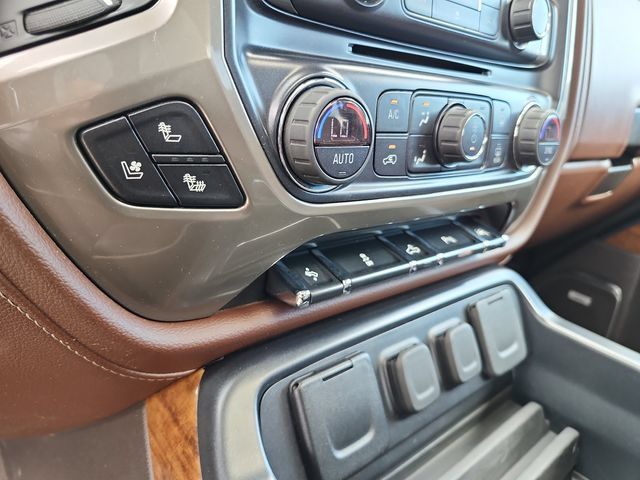 Used 2018 Chevrolet Silverado 1500 High Country AWD/4WD image 28