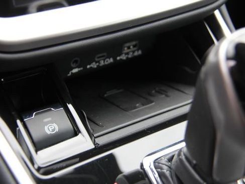 Certified 2025 Subaru Legacy Premium AWD/4WD image 28