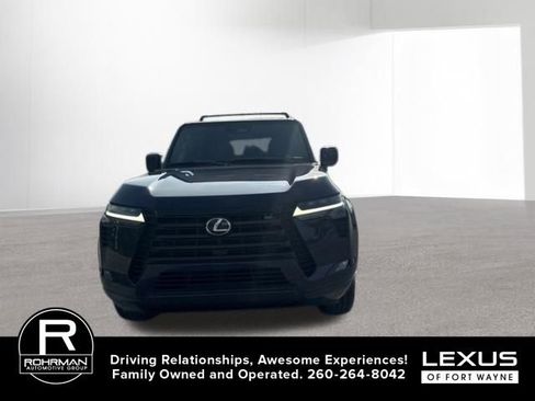 Used 2024 Lexus GX 550 w/ Accessory Package (2T) AWD/4WD image 5