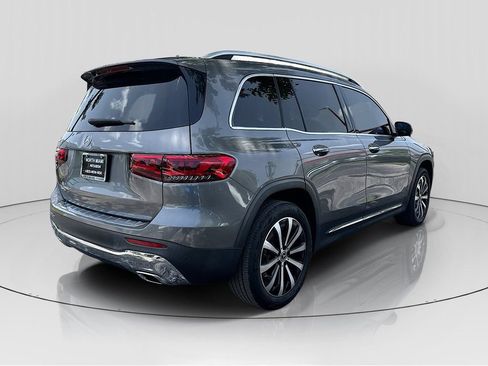 Used 2022 Mercedes-Benz GLB 250 image 7