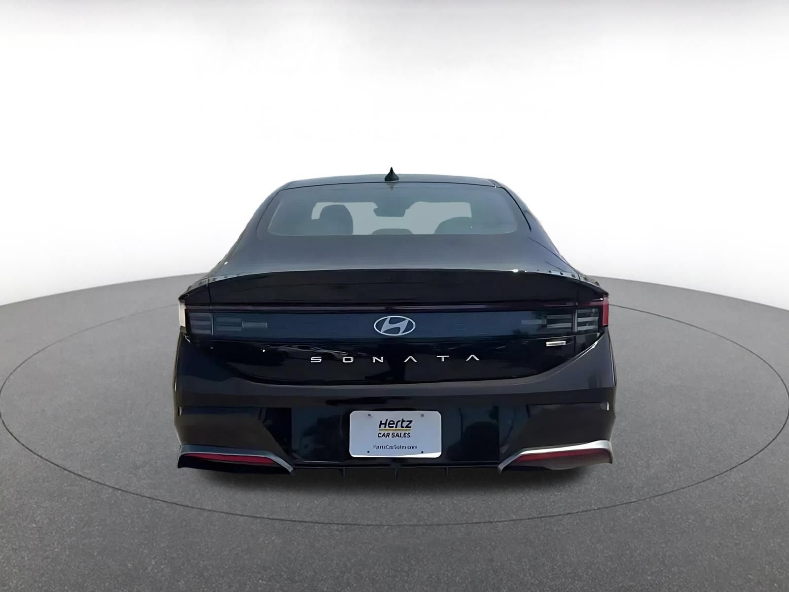 Used 2025 Hyundai Sonata SEL FWD image 12