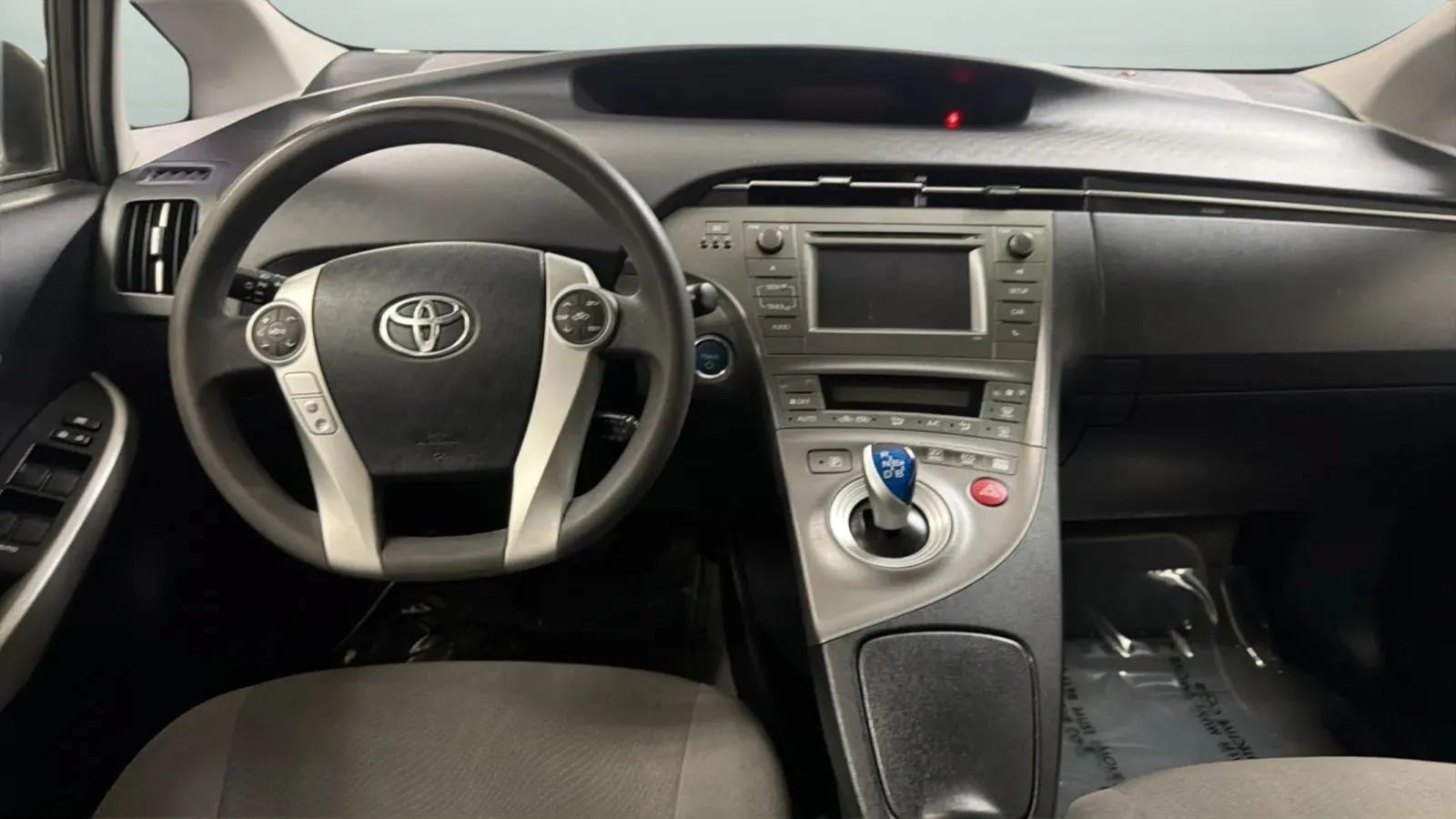 Used 2015 Toyota Prius Two FWD image 10