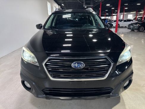 Used 2017 Subaru Outback 2.5i Limited AWD/4WD image 9