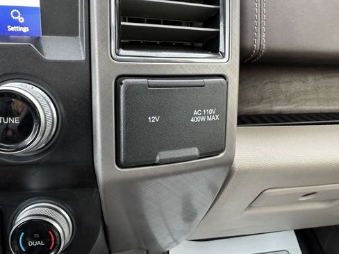 Used 2020 Ford F150 Limited w/ Trailer Tow Package image 24