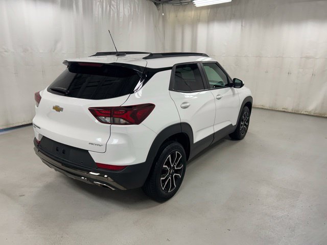 Used 2022 Chevrolet TrailBlazer ACTIV w/ Convenience Package AWD/4WD image 4