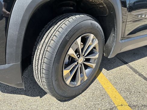 Certified 2026 Chevrolet Equinox LT AWD/4WD image 10