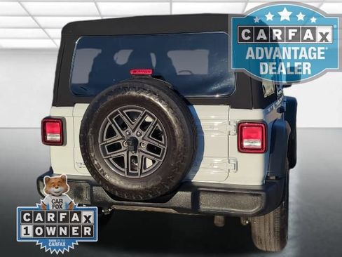 Used 2024 Jeep Wrangler Sport S image 14