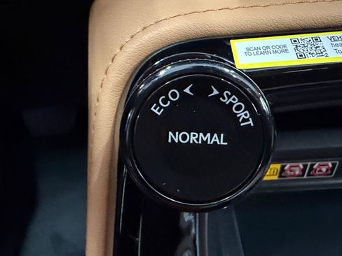 Used 2025 Lexus NX 250 FWD w/ Accessory Package (Z1) image 39