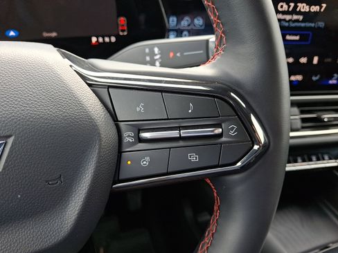 Certified 2024 Chevrolet Equinox EV RS image 21