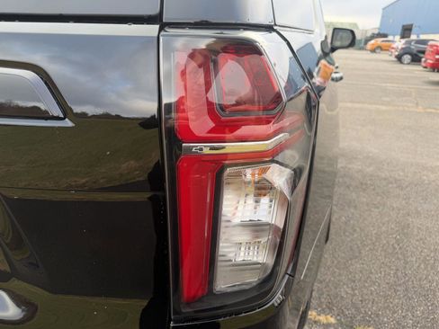 Used 2023 Chevrolet Tahoe RST w/ Luxury Package image 15