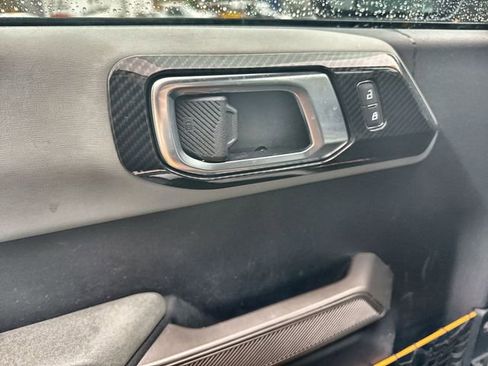 Used 2022 Ford Bronco Badlands w/ Sasquatch Package image 13