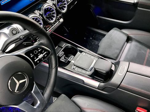 Certified 2023 Mercedes-Benz GLB 250 image 15