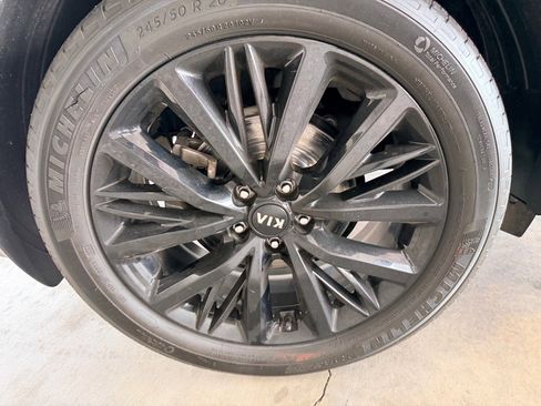 Used 2020 Kia Telluride SX w/ SX Prestige Package image 50