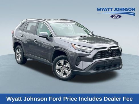 Used 2024 Toyota RAV4 XLE AWD/4WD image 1