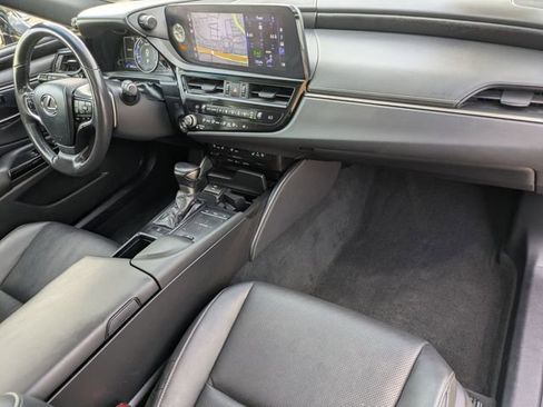 Used 2022 Lexus ES 350 w/ Premium Package image 33
