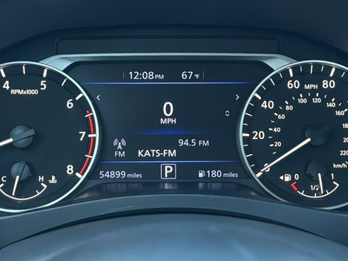 Used 2024 Nissan Altima 2.5 SV image 12