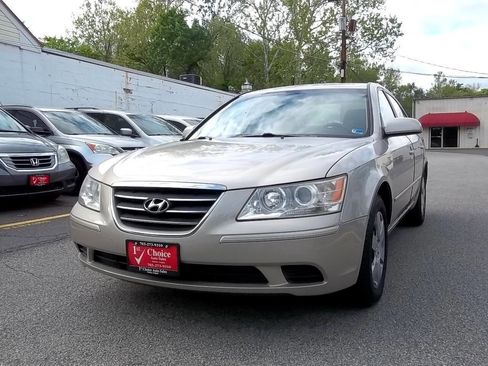 Used 2010 Hyundai Sonata GLS w/ Popular Equipment Pkg 2 FWD image 1