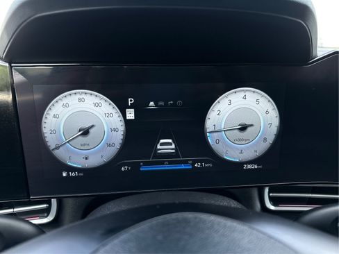 Certified 2024 Hyundai Elantra SEL FWD image 17