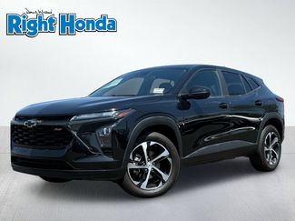 Used 2024 Chevrolet Trax RS w/ Driver Confidence Package FWD video 2