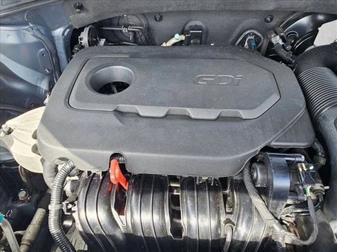 Used 2017 Kia Sorento LX image 22