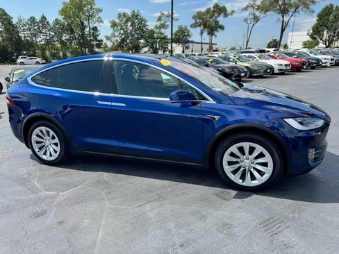 Used 2020 Tesla Model X Long Range AWD/4WD image 6