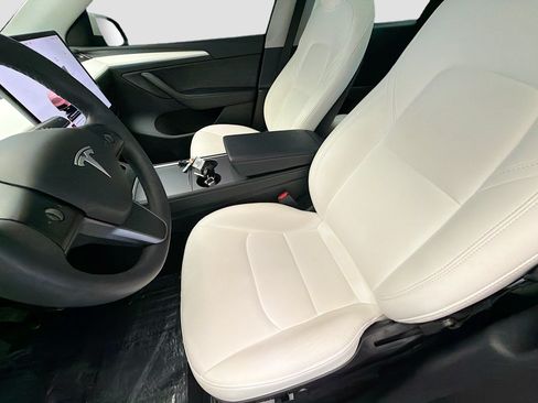Used 2023 Tesla Model Y Long Range AWD/4WD image 11